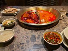 -小龙坎火锅(湖滨银泰in77店)