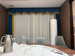 -新丁香海鲜酒店(银海商贸城店)