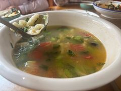 网红米筛爬-芦茨金富饭庄·25年老字号·专做稻草鸡