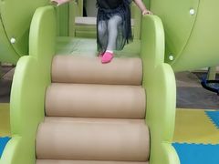 -乐之童成长中心(宝山万达店)