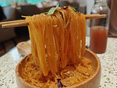 -小董哥烤串·爆汁大油边(故宫店)