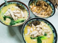 招牌黄鱼面-明呈黄鱼面馆(斜土路店)
