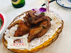 -津津名菜馆(绝没分店)