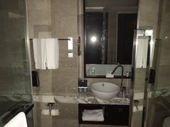 -上海龙之梦万丽酒店