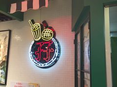 -孖记茶档·热腾茶餐(江南西plus店)