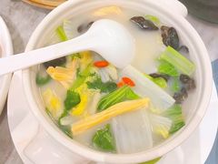 无油鱼汤腐竹煮时蔬-大树餐厅(益田假日店)