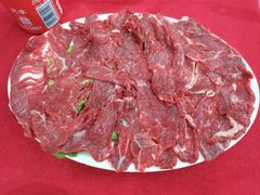 鲜牛肉-濠轩阁特色生蚝火锅(水湾路店)