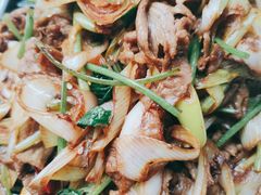 葱爆羊肉-旺顺阁鱼头泡饼(小红门店)