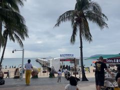 -亚龙湾海底世界