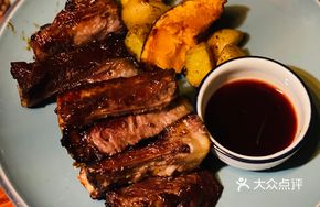 Red Wine Blueberry Roasted Pork Ribs