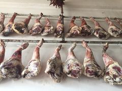 -阿婆情腊排骨火锅(金虹路店)