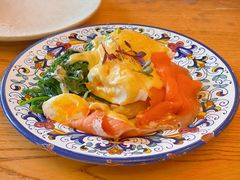 三文鱼班尼迪克-Alimentari早午餐(安福路店)