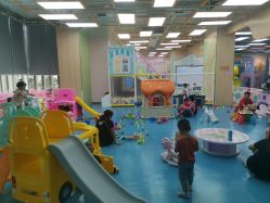 -小Q亲子乐园(童年时光店)