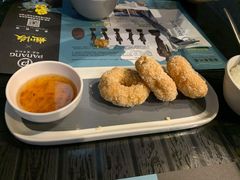 炸虾饼配泰国梅子酱-帕蓝·暹罗料理(大学路店)