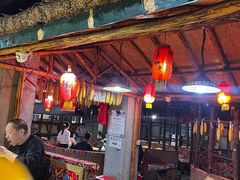 -鱼窝棚柴火铁锅炖(富山屯店)