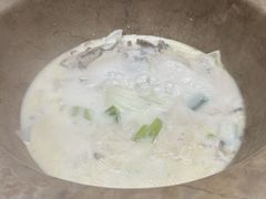 -滇香肴·云南菜蒸汽石锅鱼(云南北路店)