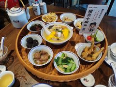 -绍兴老味道·非遗门店(银泰城店)