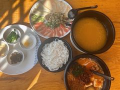 -桥香园过桥米线(国贸店)