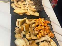 -蘑统田下·野生菌火锅