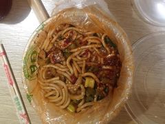 -玲玲米粉·新疆现炒米粉(大十字总店)