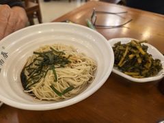 -三两春肚肺汤(崂山路店)