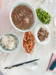 -玥奢国际母婴护理中心(滨江宝龙店)