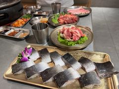 -围炉肉舍丹东海鲜烤肉·烤活鳗(步行街店)
