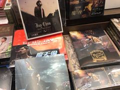 -诚品(信义店)