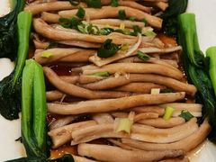 清蒸鸡腿菇-渔意楼·驰名沙田乳鸽(五羊旗舰店)