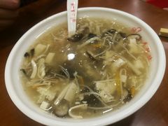 酸辣汤-小姜锅贴(凤凰街店)