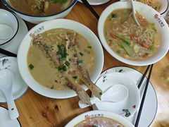 -何记面馆(龙泉山店)