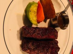 -食间牛排(重庆路万达店)
