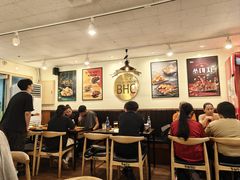 -BHC炸鸡(明洞总店)