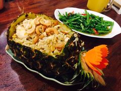-Dang restaurant (patong phuket)