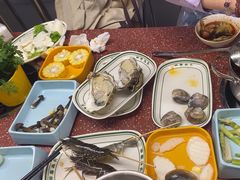 -四囍码头海鲜烧烤自助火锅(外滩南京东路悦荟广场店)