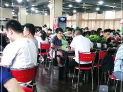 大堂-皖北巫氏三胖地锅鸡(长淮总店)