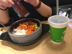 辣白菜五花肉石锅拌饭-正一味石锅拌饭(望京新世界店)