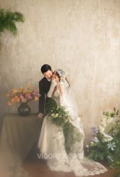 -雪中彩影婚纱摄影·微光艺术中心