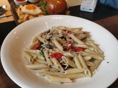 黑松露奶油鸡肉通心面-Magnet磁食(愚园路店)