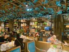 -领鲜活海鲜榴莲自助火锅(东门店)