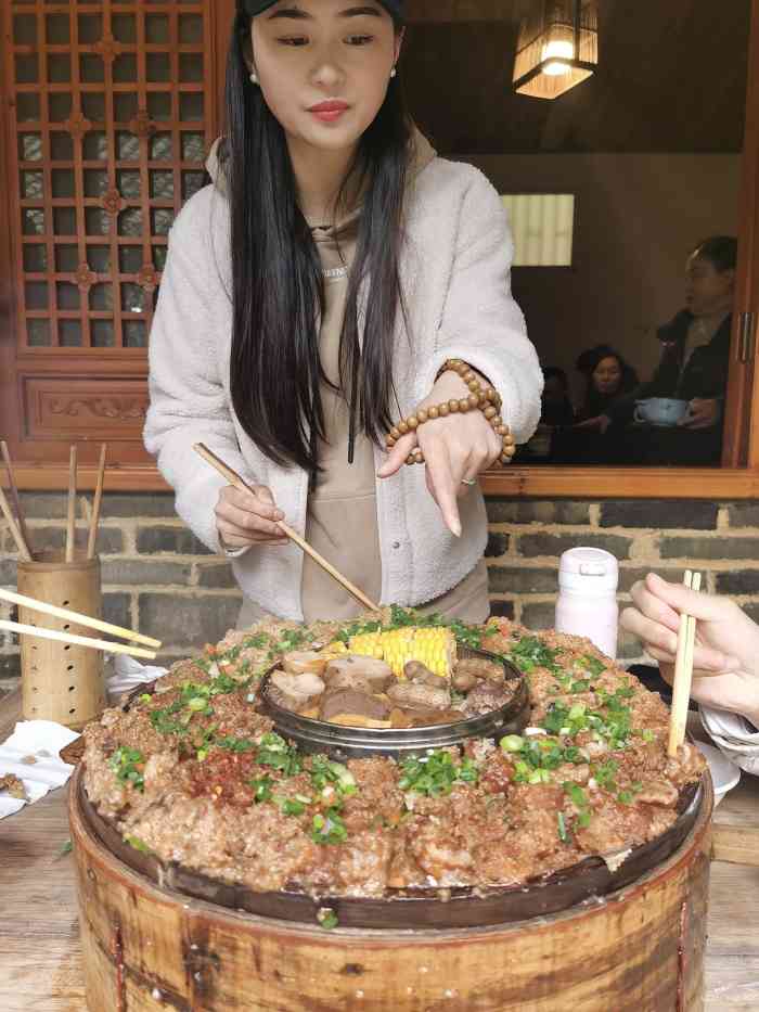 叠翠园特色中餐-"笼中对97绝对是粉蒸爱好者的首选06 .