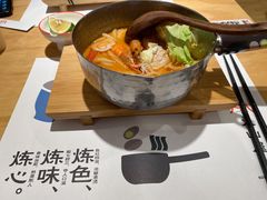 冬阴功大虾线食-火山屋台(新街口创始店)