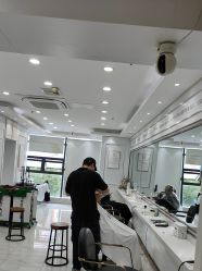 -镁连社·美联社
