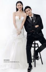 -雪中彩影婚纱摄影·微光艺术中心