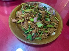 爆炒小黄牛-苗湘食府(十年店)