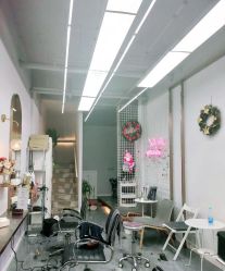 -茶发Salon·烫发染发理发