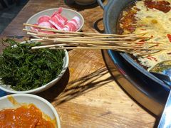 -四小区火锅·巷子里的重庆火锅(花照壁店)