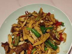 -松沪名灶·豆浆鱼头·新上海菜(江川路交大店)