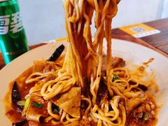 -方铲铲·成都板凳面(滨江银泰店)