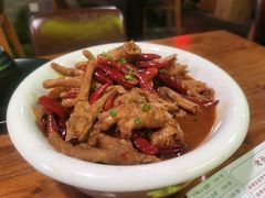 口味鸡爪-湘里乡亲甲王二老店